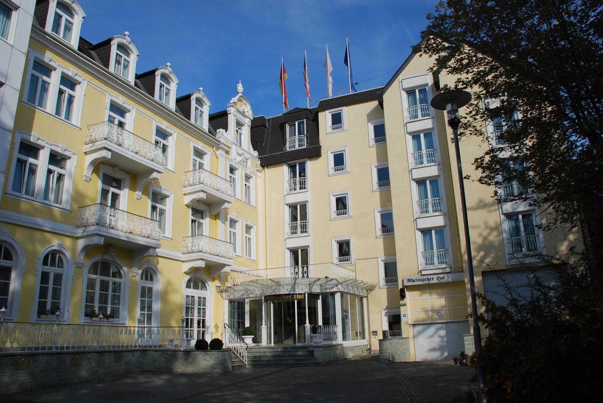 באד סודן אם טאונוס Hotel Rheinischer Hof Bad Soden מראה חיצוני תמונה